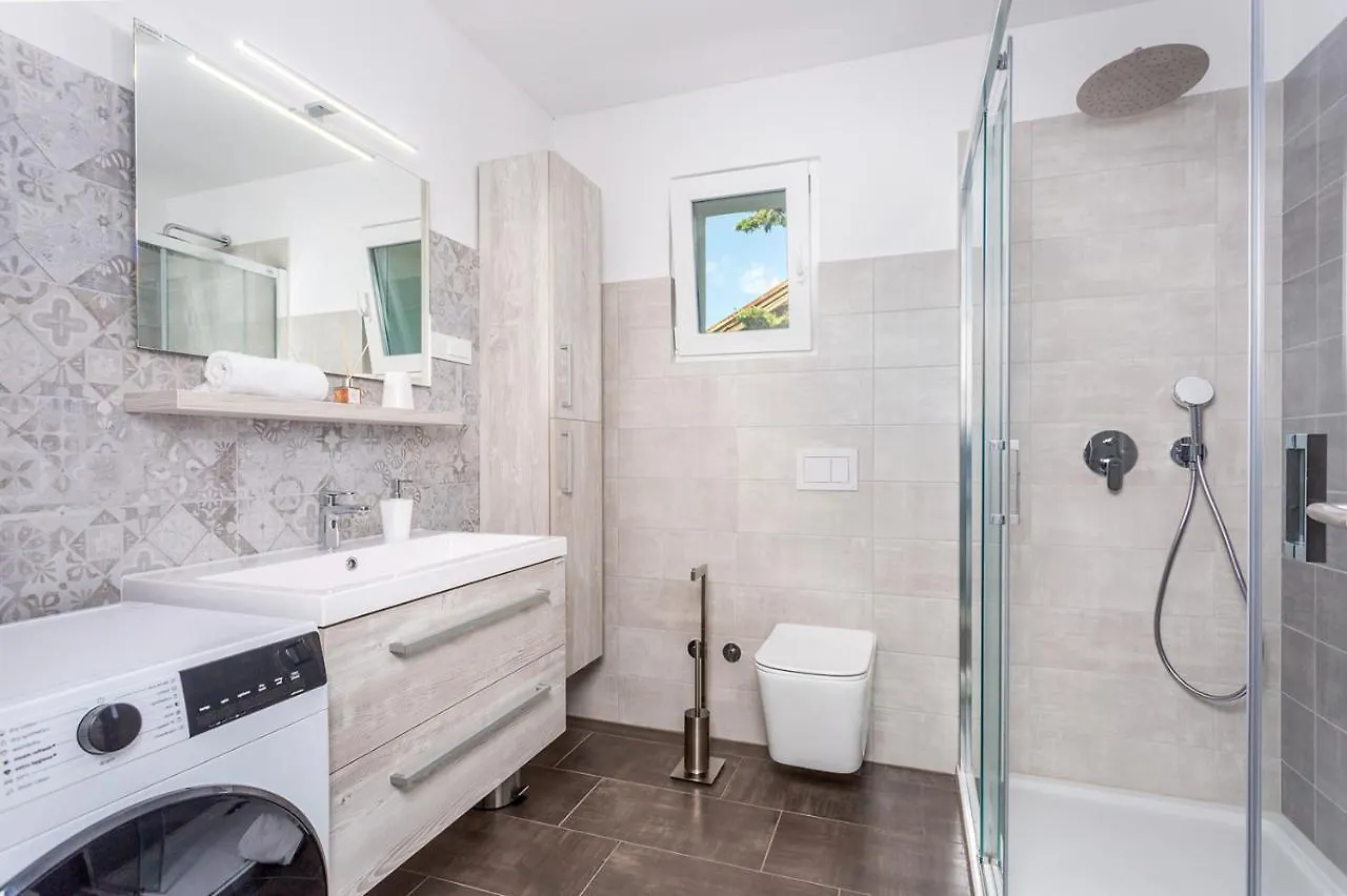 Holiday House Bibi Punat 0*,