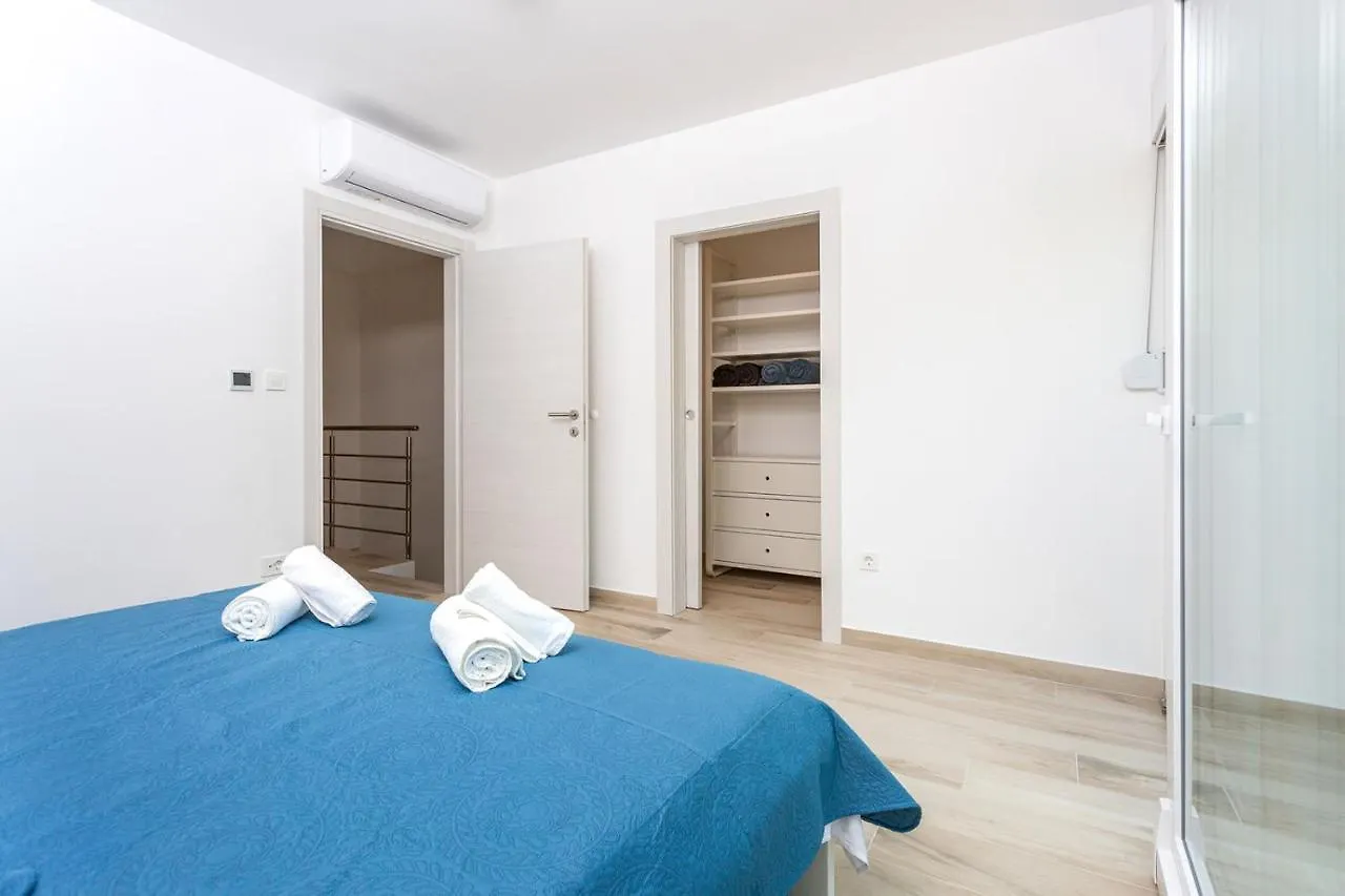 Holiday House Bibi Punat Croatia