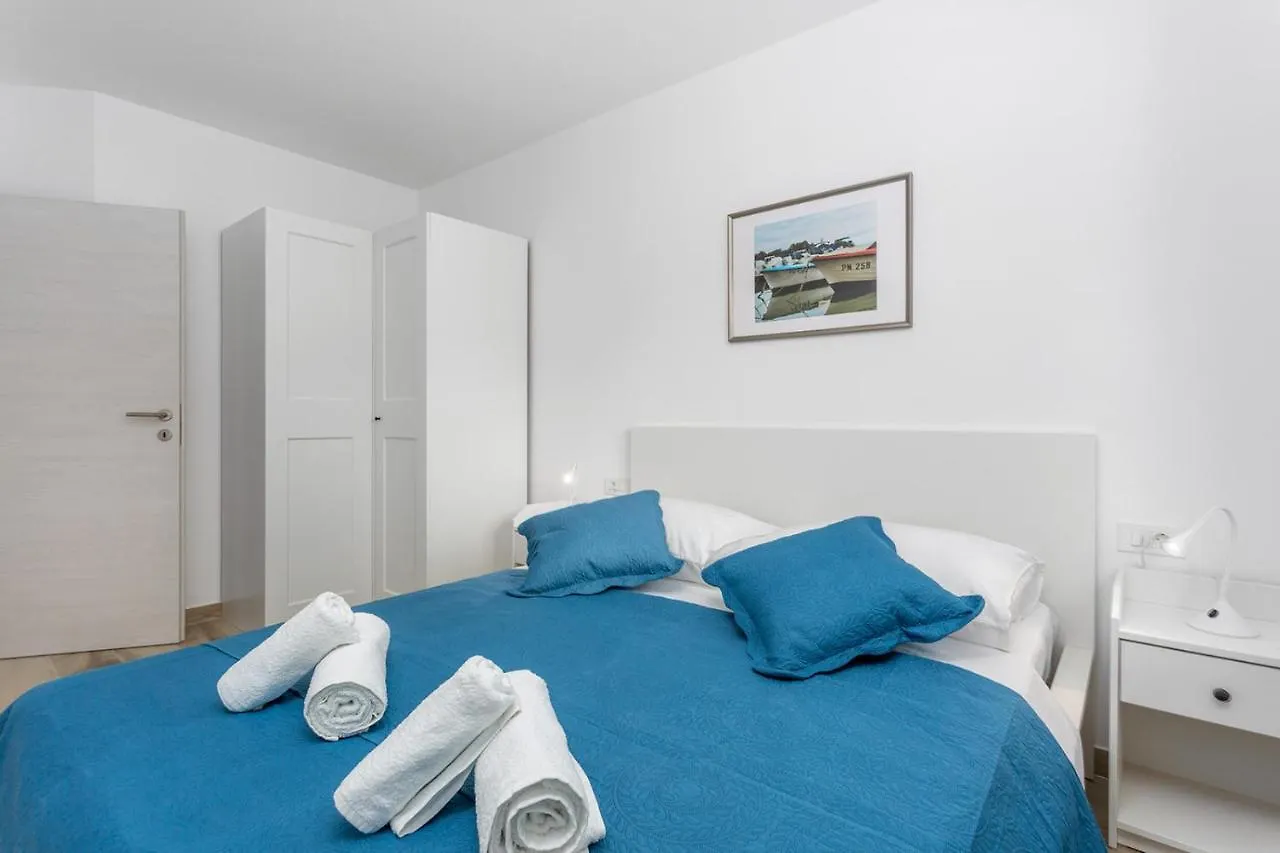 Holiday House Bibi Punat 0*,  Croatia